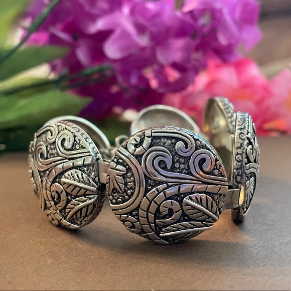 Silpada Ancient Scrolls Sterling Silver Bracelet B2092 - Picture 3 of 16